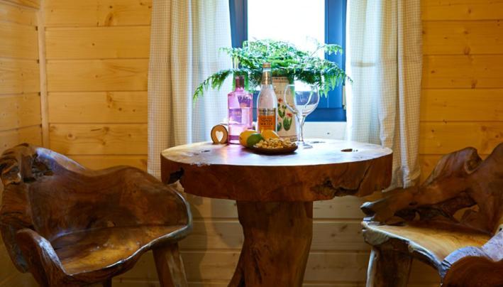 Pinewood Park - Tipis, Hot Tubs And Кемпинг